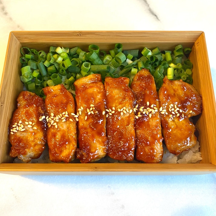 主夫がつくるヤンニョム豚丼 お弁当にも